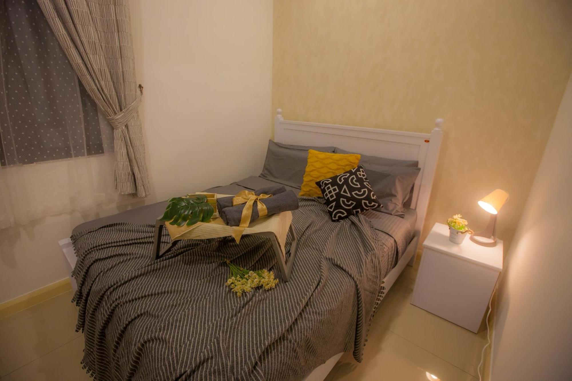 Apartment D'pristine Medini By The One - 8min Walk To Legoland *